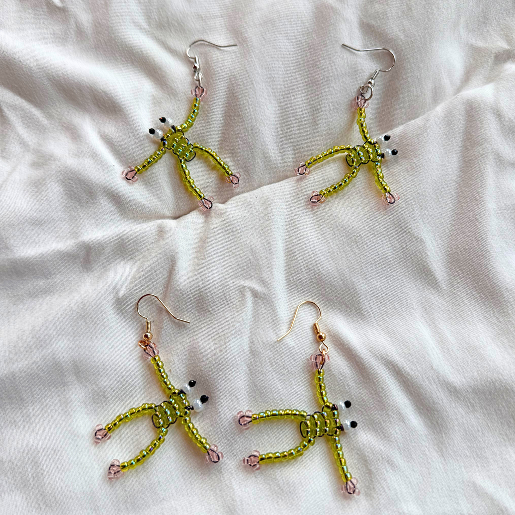 Frog earring - Pink Feet